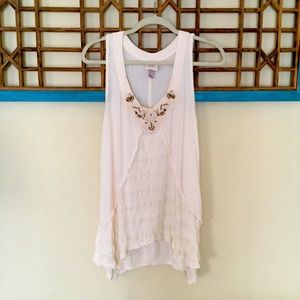 2/ $20 🎈 Knox Rose Long Embellished Off White Tank Top, size small